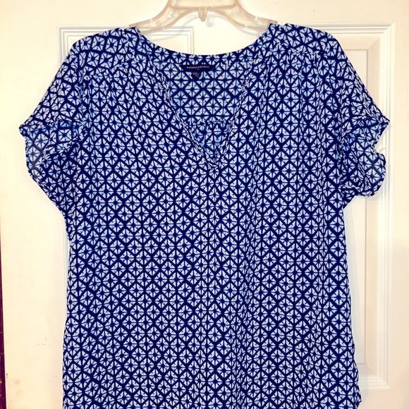 Banana Republic Blue Geometric Short Sleeve Women's Top Large - Picture 1 of 3